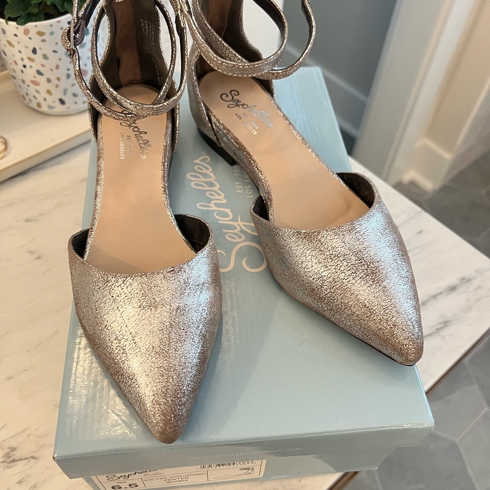 Seychelles What a Girl Wants distressed ankle strap d’orsay flats